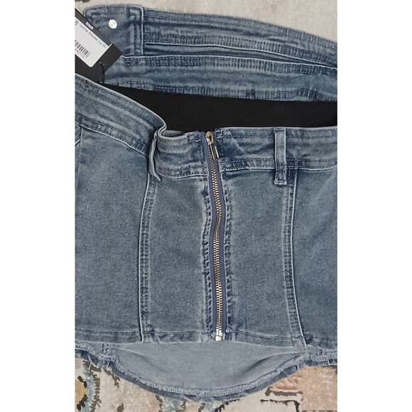 Galita Carefree Strapless Denim Top Faded Blue with Button Accents, Zipper Small - Picture 3 of 10